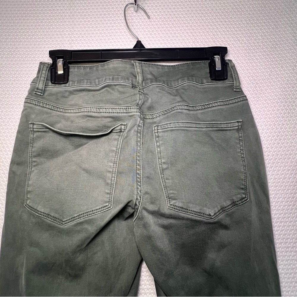 Maurices Womens Skinny Jeans Olive Green Mid Rise Stretch Pants Size S-R (4-6) - Picture 5 of 7